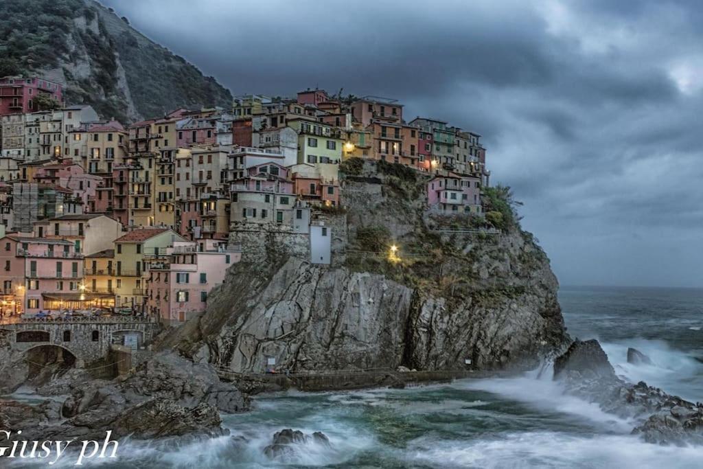 La Casa Del Forziere Verde La Spezia Eksteriør bilde