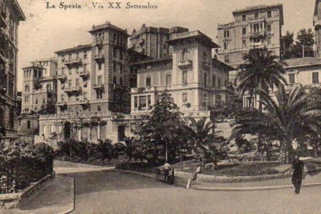 La Casa Del Forziere Verde La Spezia Eksteriør bilde